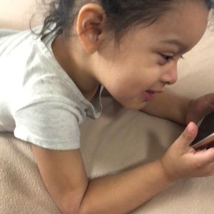 Meet your Posher, Ana